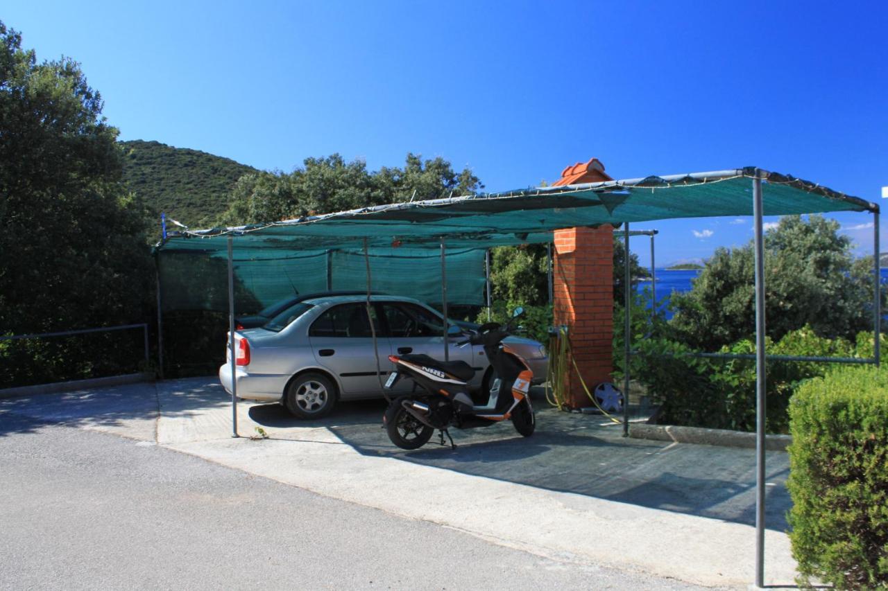 Apartments By The Sea Tri Zala, Korcula - 9237 Zrnovo Exterior photo